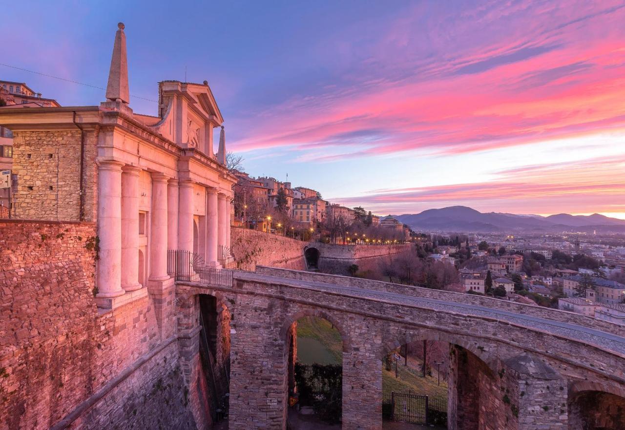 Affittimoderni Bergamo Young Apartment Bagian luar foto